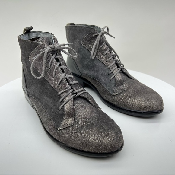 Naot Mistral Boots Ankle Booties Suede Grey Silver Block Heel Lace Up Neutral 38 - Picture 1 of 15